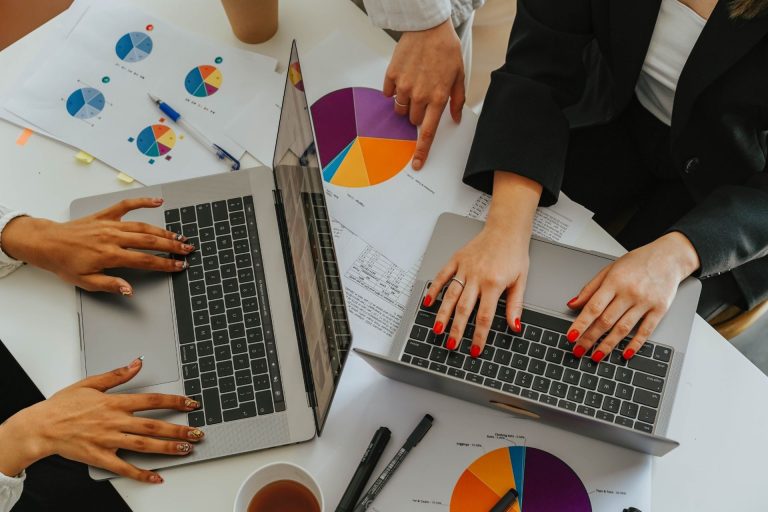 Analyse de marché sur ordinateurs